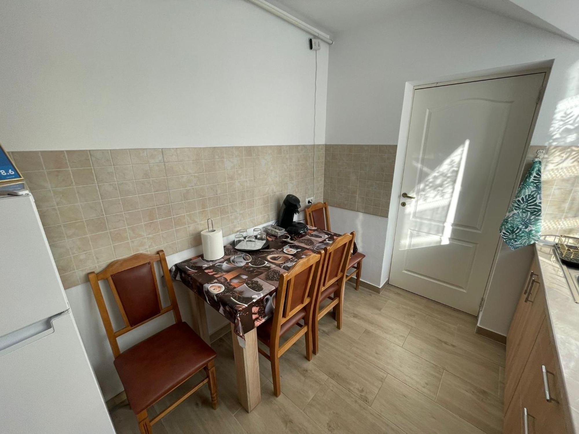 Rebeca Apartament Lugoj Buitenkant foto